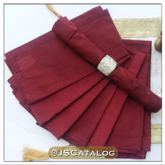 Set of 8 Wine Red Satin Table Serviettes/Napkins - Picture 2 of 3